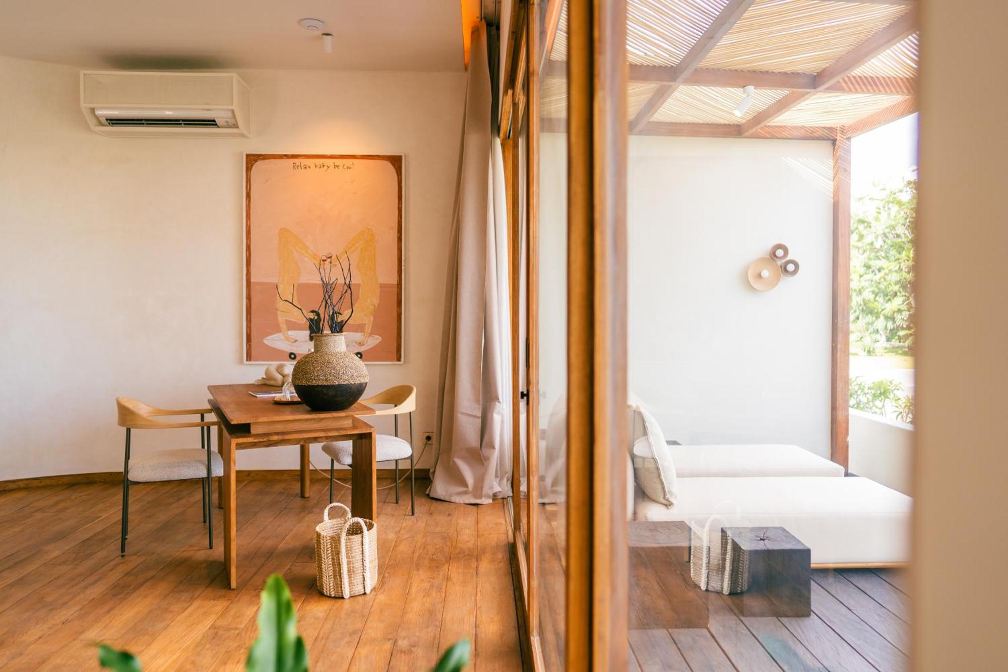 Oshom Bali At Nuanu Creative City Tanah Lot Extérieur photo