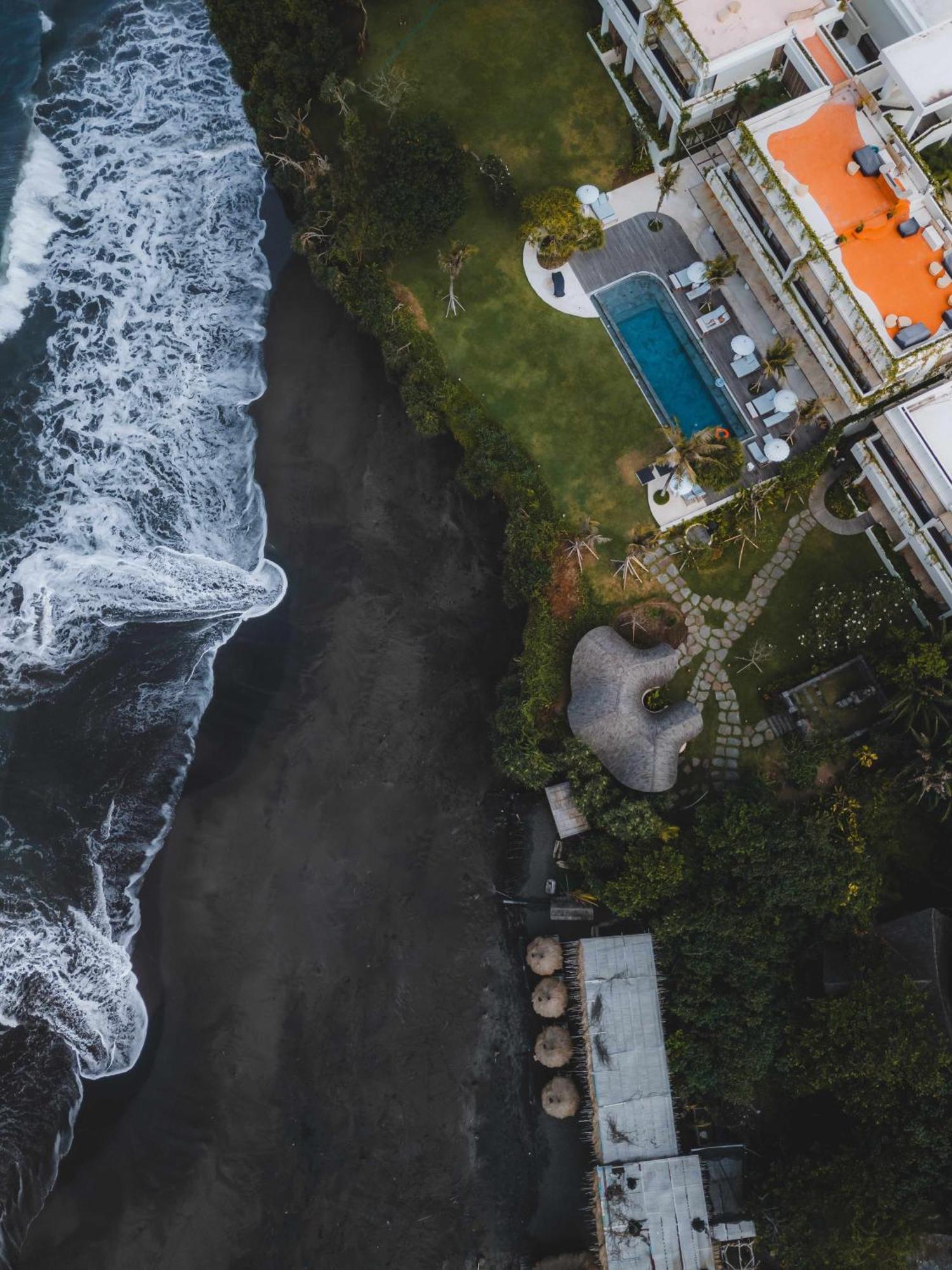 Oshom Bali At Nuanu Creative City Tanah Lot Extérieur photo