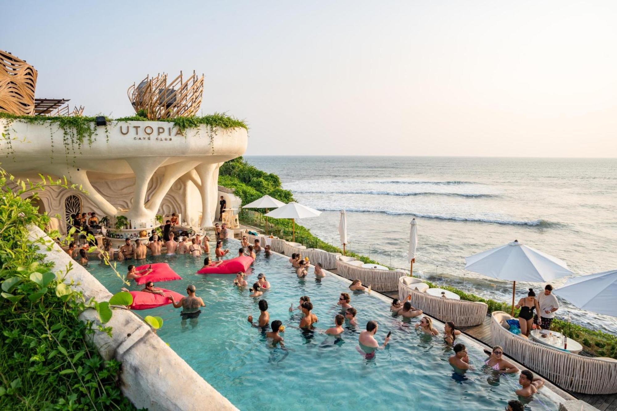 Oshom Bali At Nuanu Creative City Tanah Lot Extérieur photo